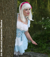 Alice by tree